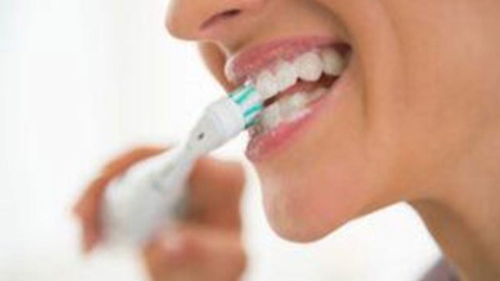 Easy Tips To Keep Teeth Clean And Healthy